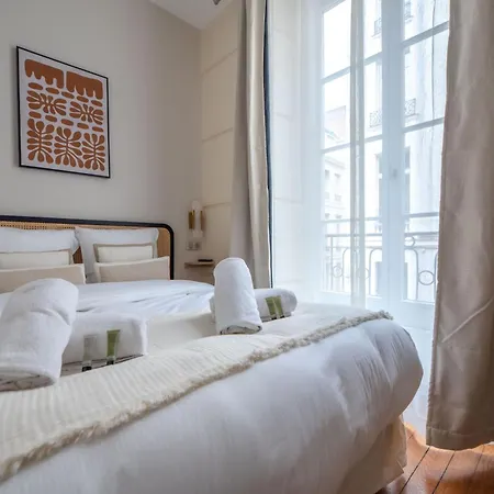 Apartamento Cia - Louvre Museum París