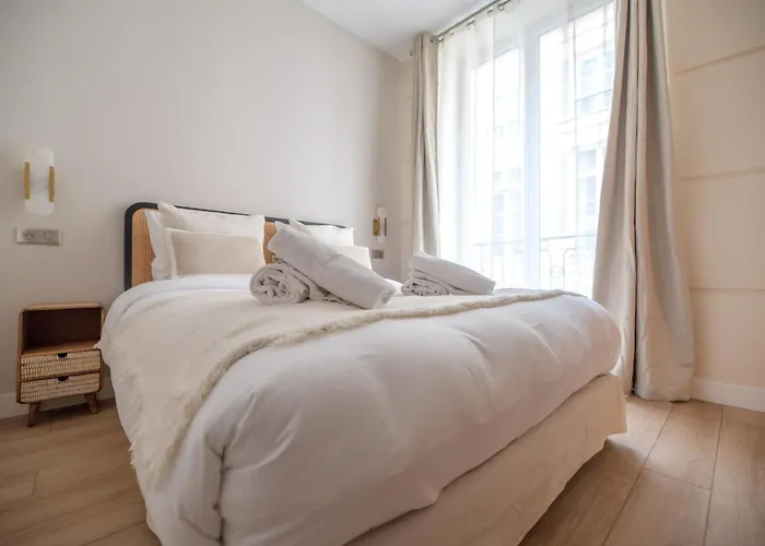 Apartamento Cia - Louvre Museum
