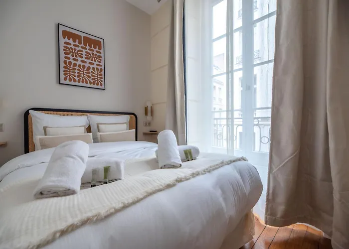 Apartamento Cia - Louvre Museum París